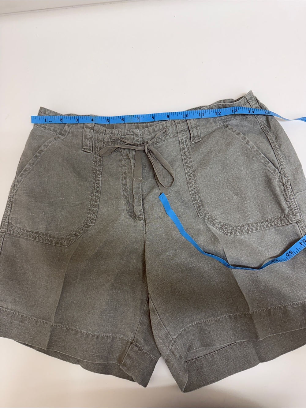 100% Linen J.Jill Women’s Drawstring Utility Shorts - Sage Green - Picture 5 of 7